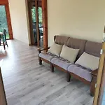 Wakacyjny Nad Jeziorem Gowidlinskim 別荘 *