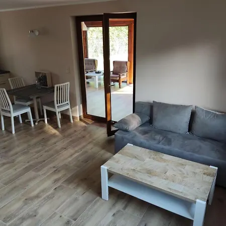 Holiday home Wakacyjny Nad Jeziorem Gowidlinskim *